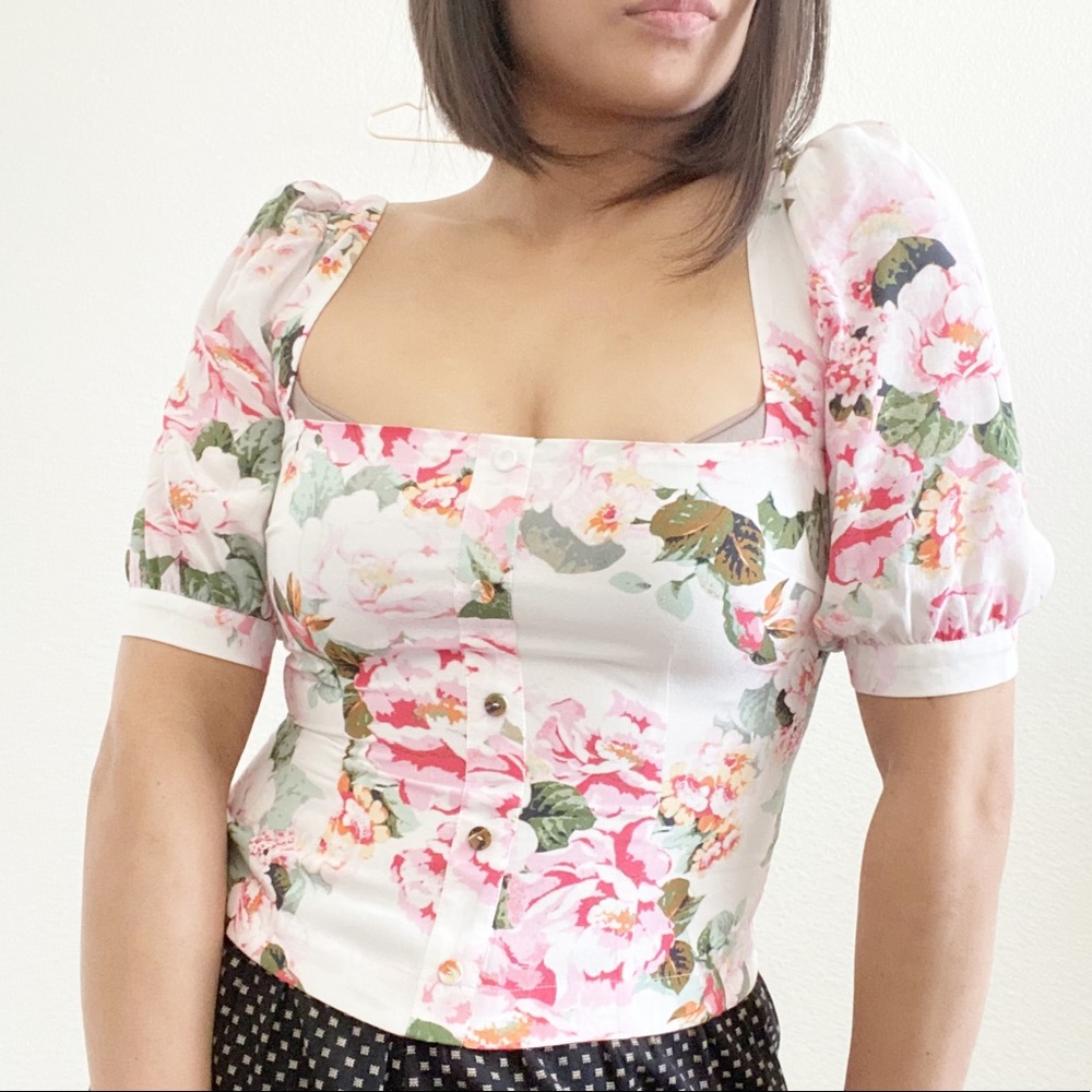 NWT Favorite Daughter The One That Got Away Floral Cropped Puff Sleeve Blouse
